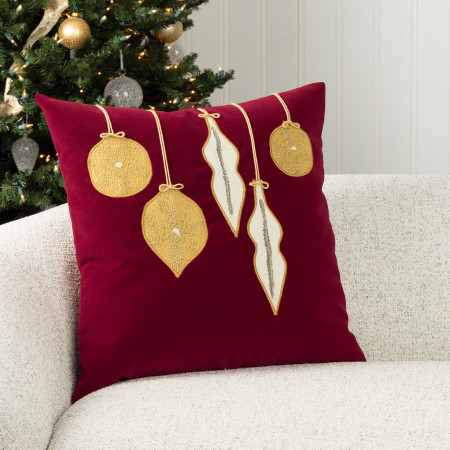 Ornaments Ruby